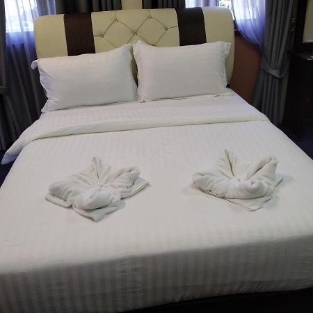 Maidam Inn Jertih Dış mekan fotoğraf